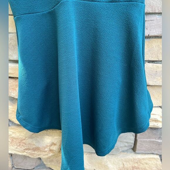 Armani Exchange turquoise off-shoulder bodycon dress, high-low valance, size 8 - Picture 5 of 11